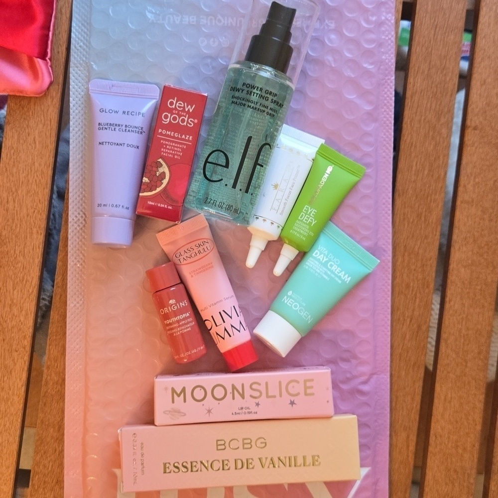 Ipsy Makeup Bags Samples Set - Picture 6 of 7